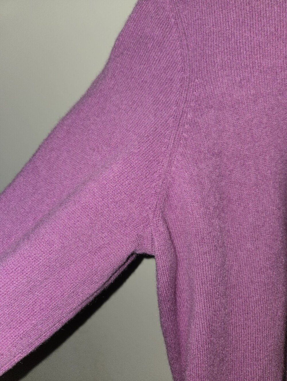 100% Cashmere Orchid Purple Crewneck Sweater L 14-16 Quiet Luxury Lands End Prep - Picture 6 of 10